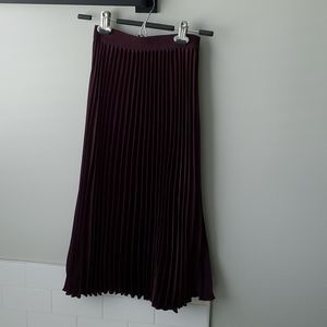 Plum skirt